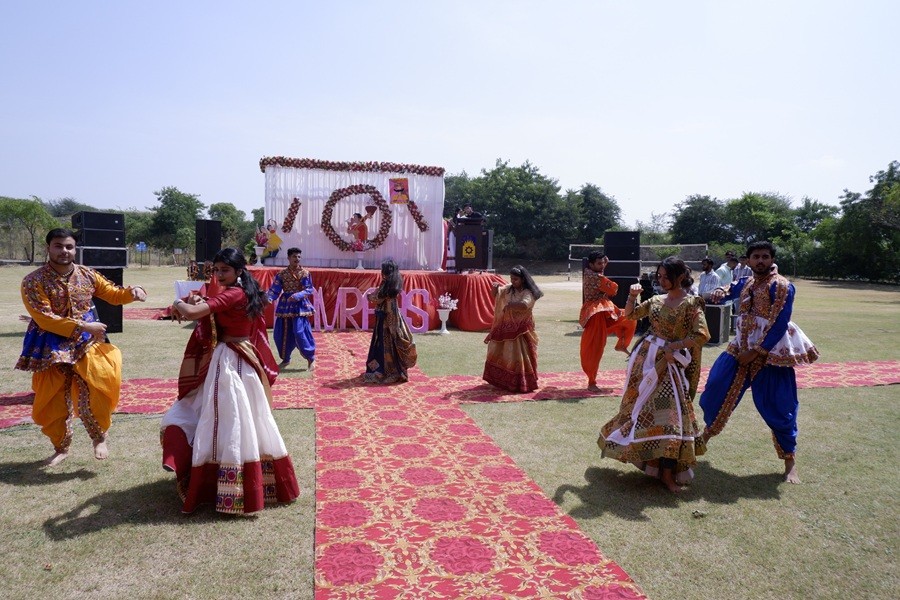 Grand Celebration of 'Navras' at Sobhasaria College
